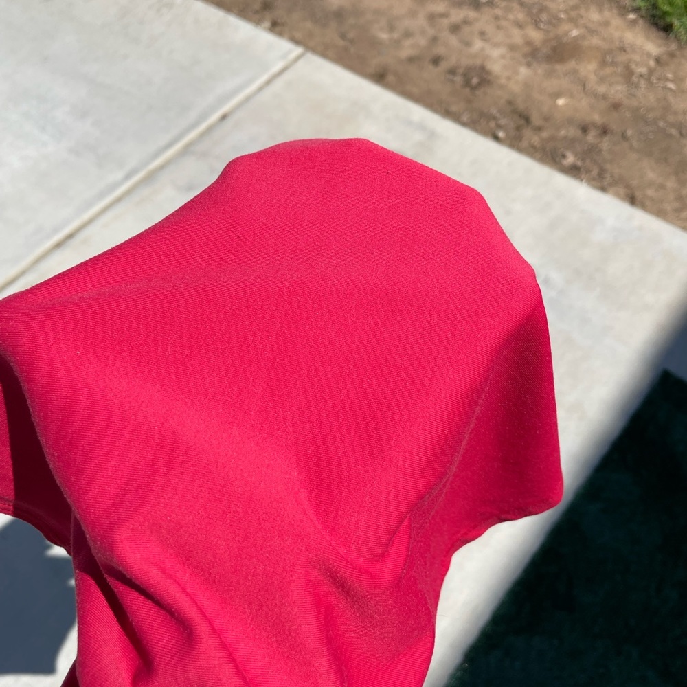 2000s Red Top - Picture 4 of 4